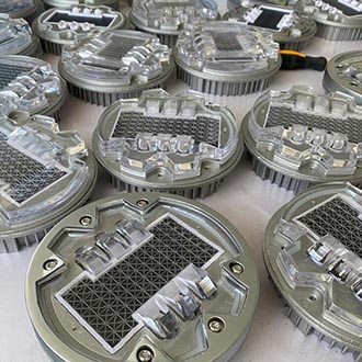 solar road stud il300